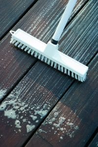 Groene aanslag verwijderen